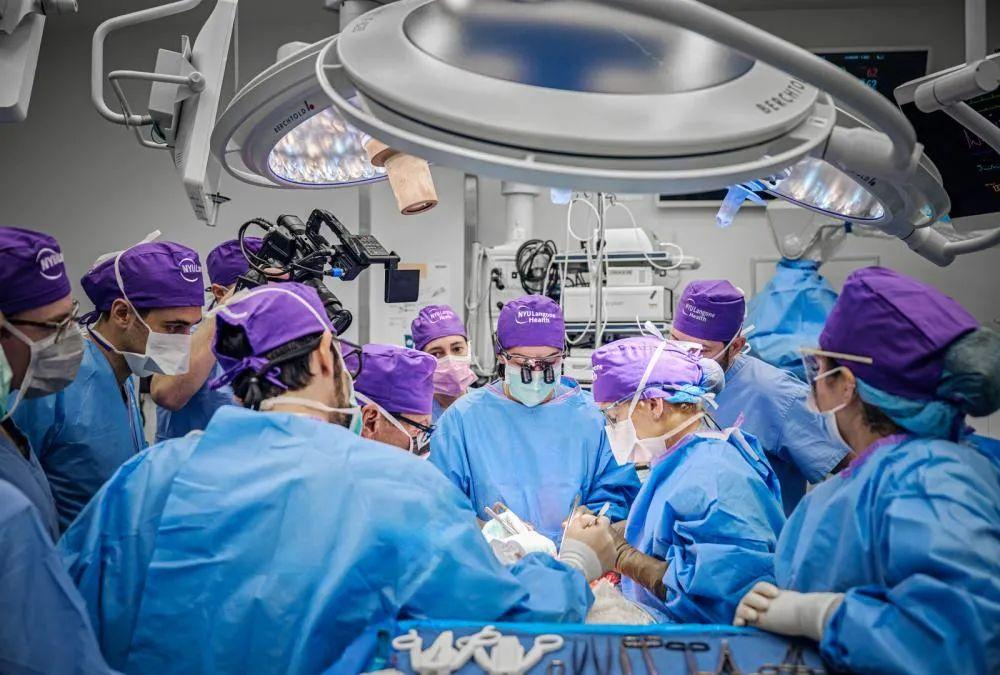 The world's first full eye transplant has performed better than expected